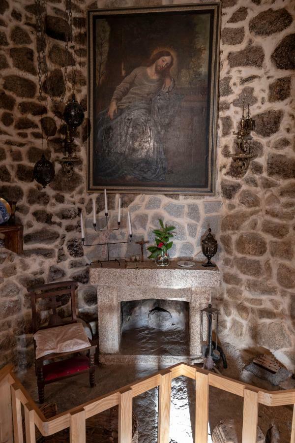 מלון מונסנטו Old House מראה חיצוני תמונה
